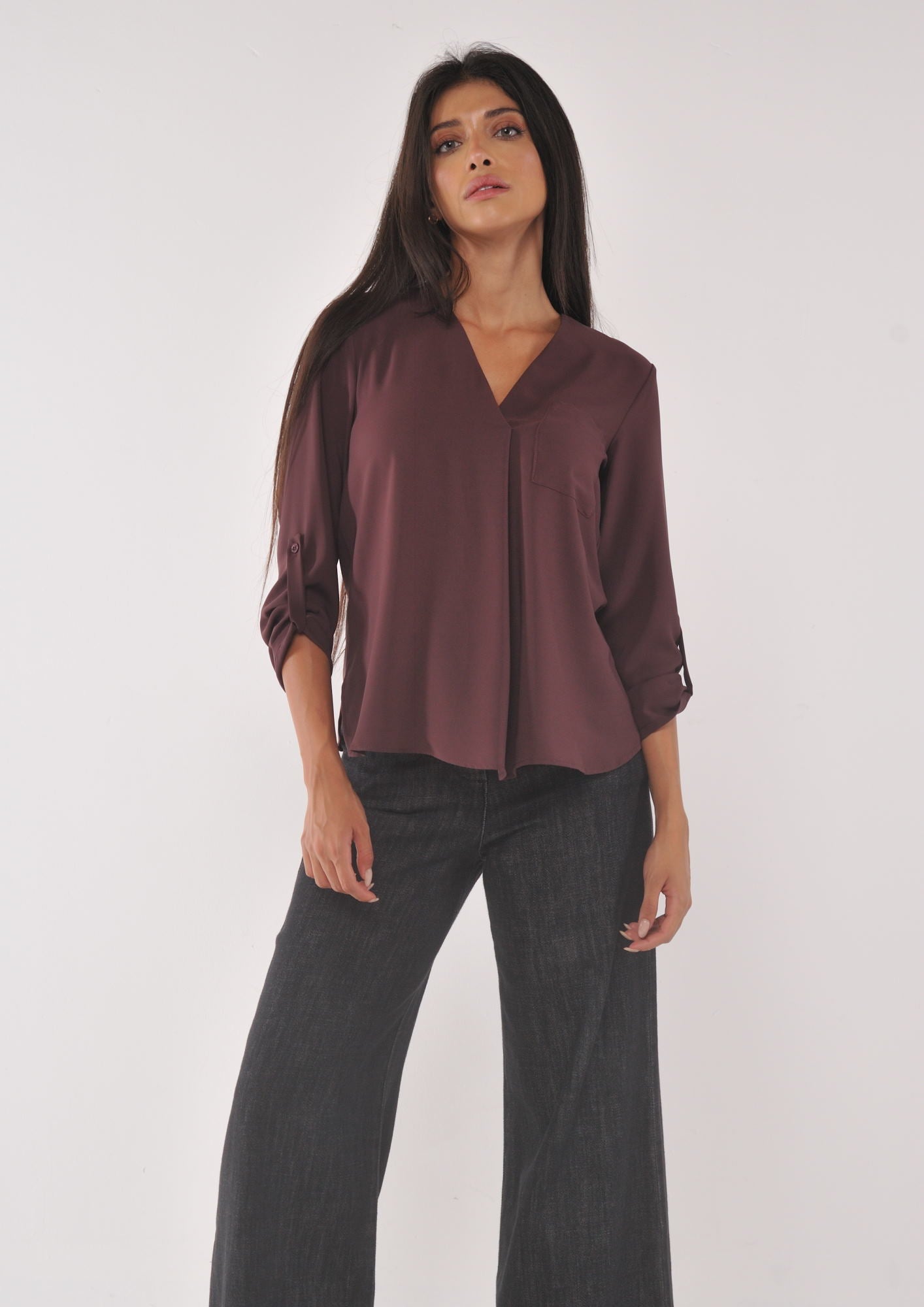 BLUSA SCOLLO A V RASO OPACO