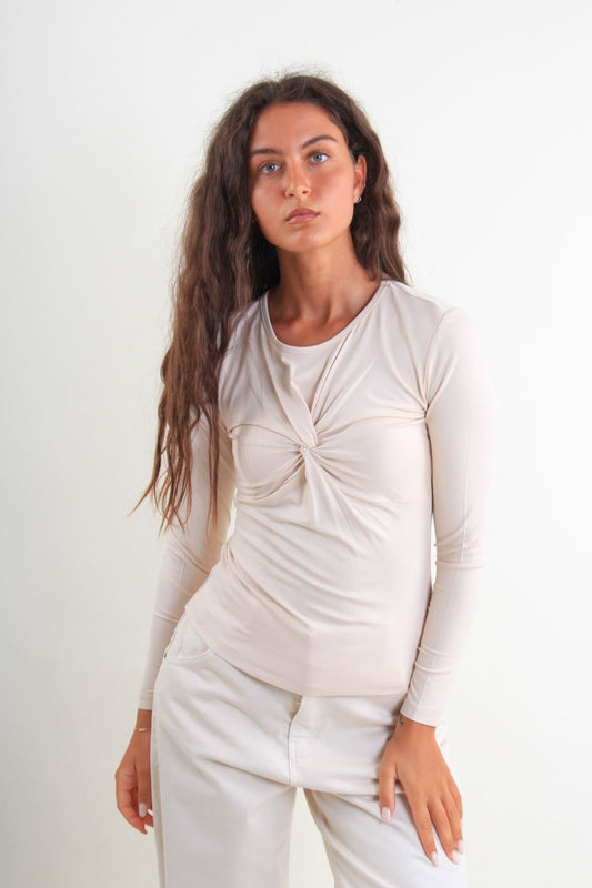 Maglia con nodo frontale