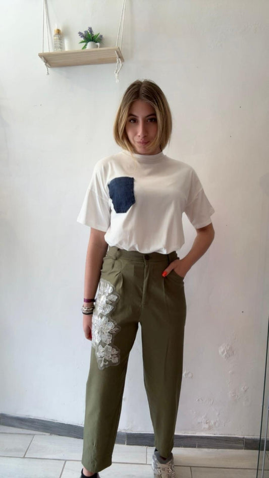 Pantalone ricamo fiore