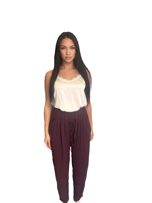 Top in viscosa con pizzo