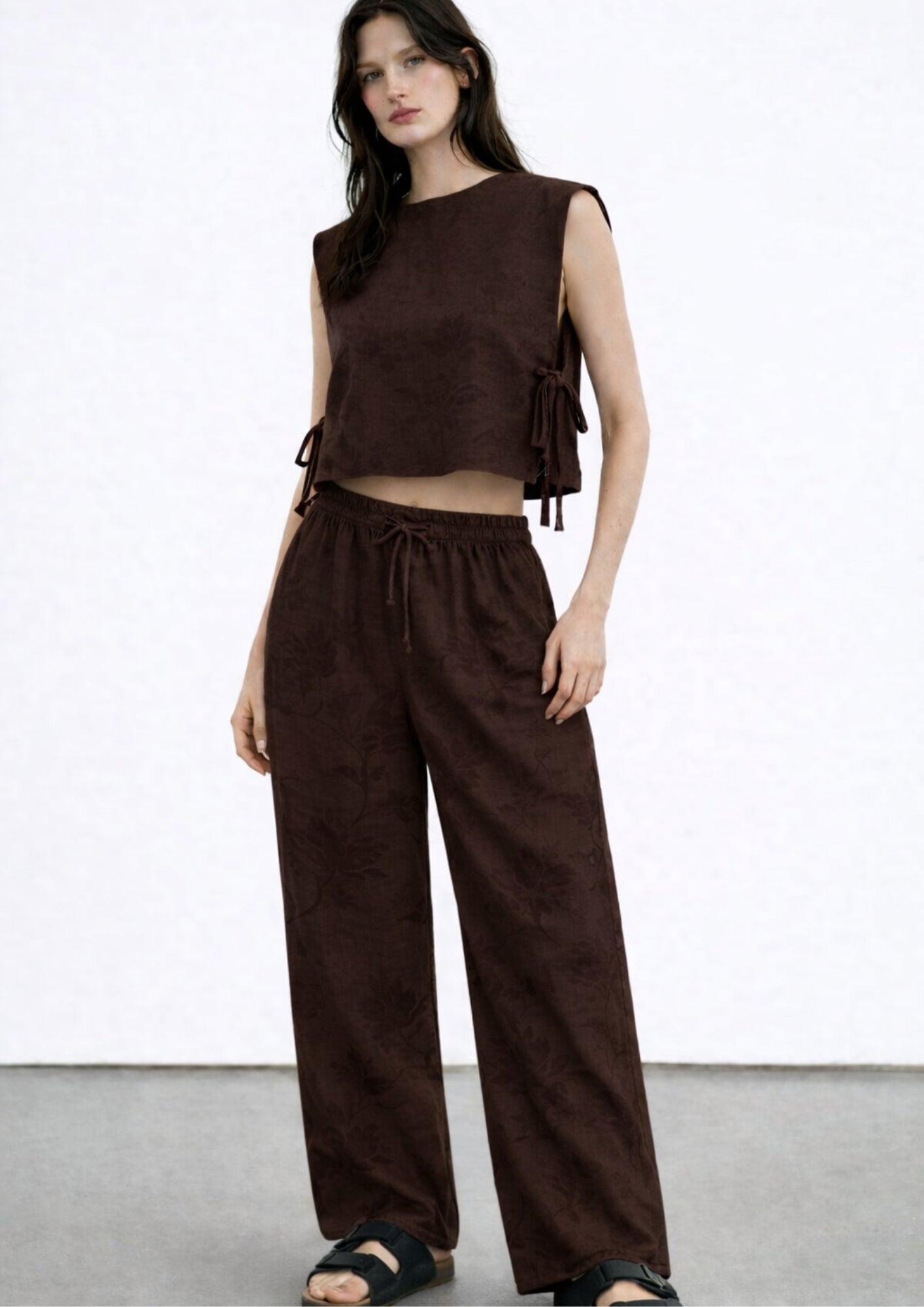 Top coulisse viscosa ricamata