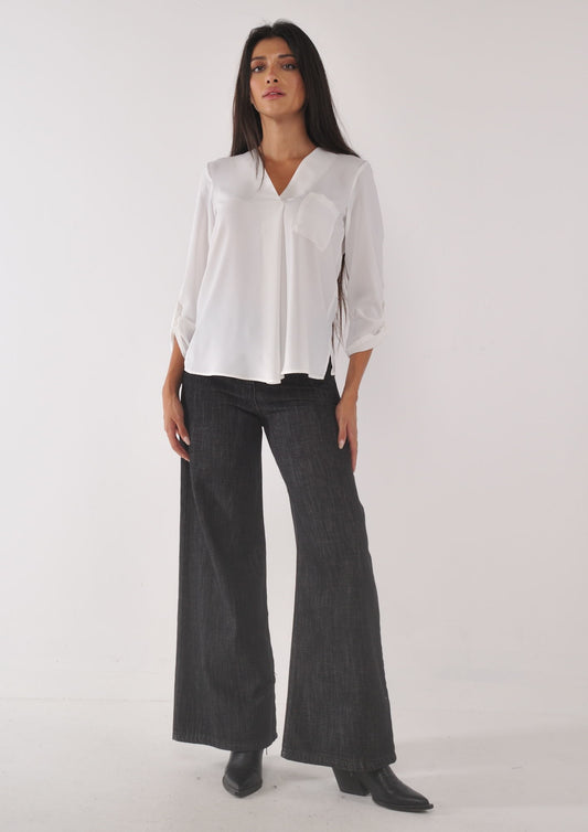BLUSA SCOLLO A V RASO OPACO